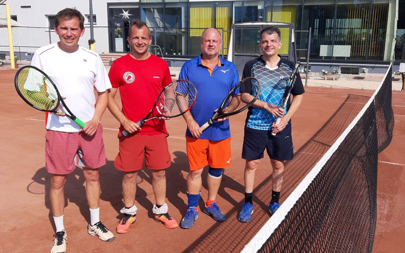 A győztes László Csaba, Csukovics Gábor duó és a finalista Juhász István, Vitsek Iván kettős