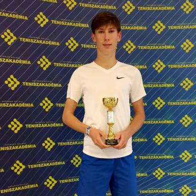 Mokán első juniorsikere