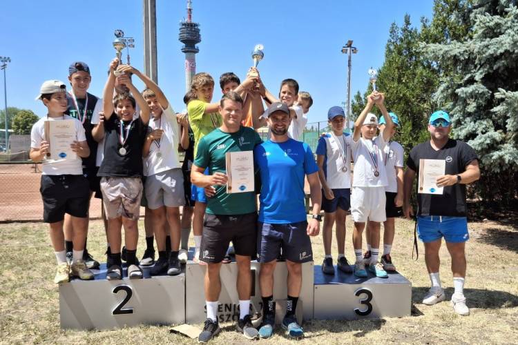 A PG és a Pasarét repülőrajtja