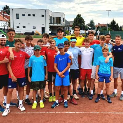 Fiatalos lendület a pasaréti vezetésben